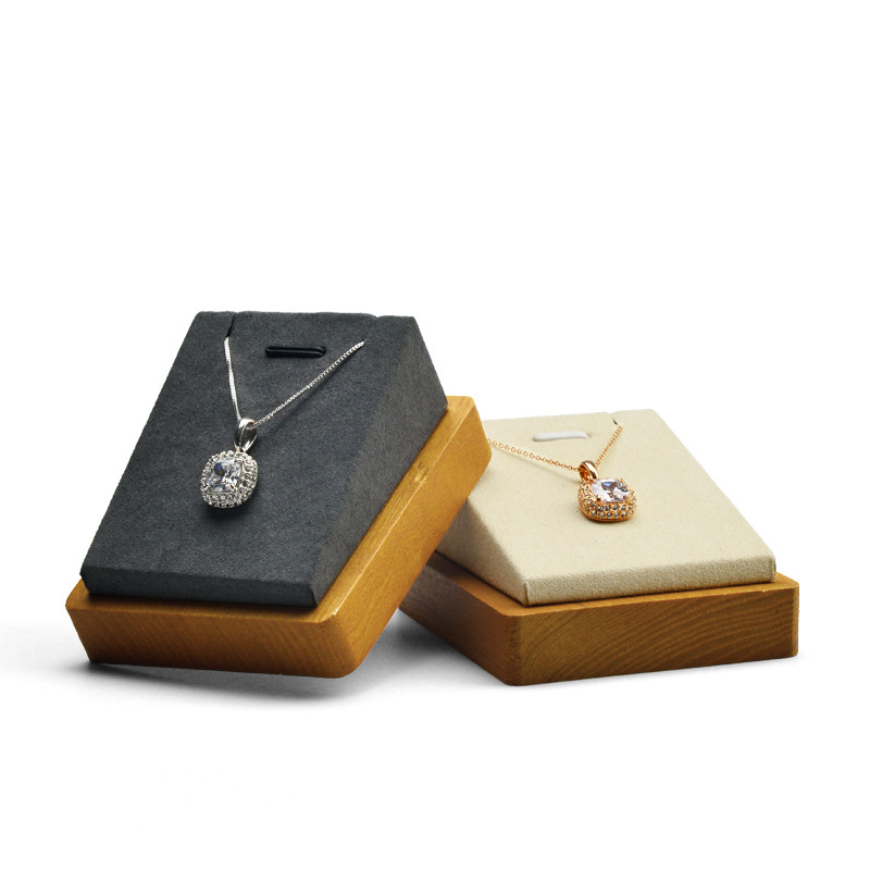 High-end display jewelry pieces