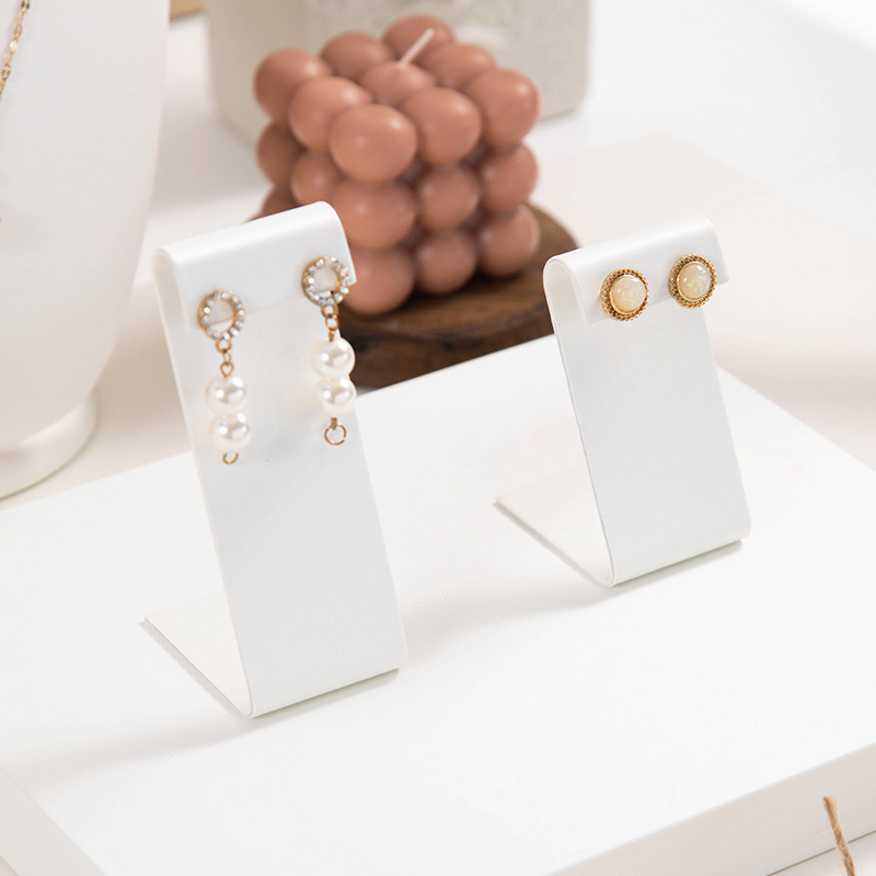 High-end display jewelry pieces